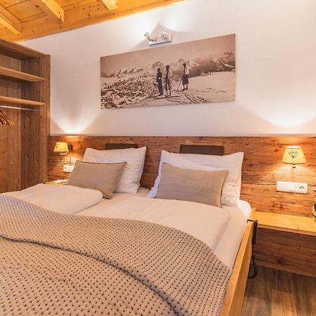 Dorfchalets & Apartments - Authentic Experience In Centre Of Kaprun Including Tauernspa And Summercard Zewnętrze zdjęcie