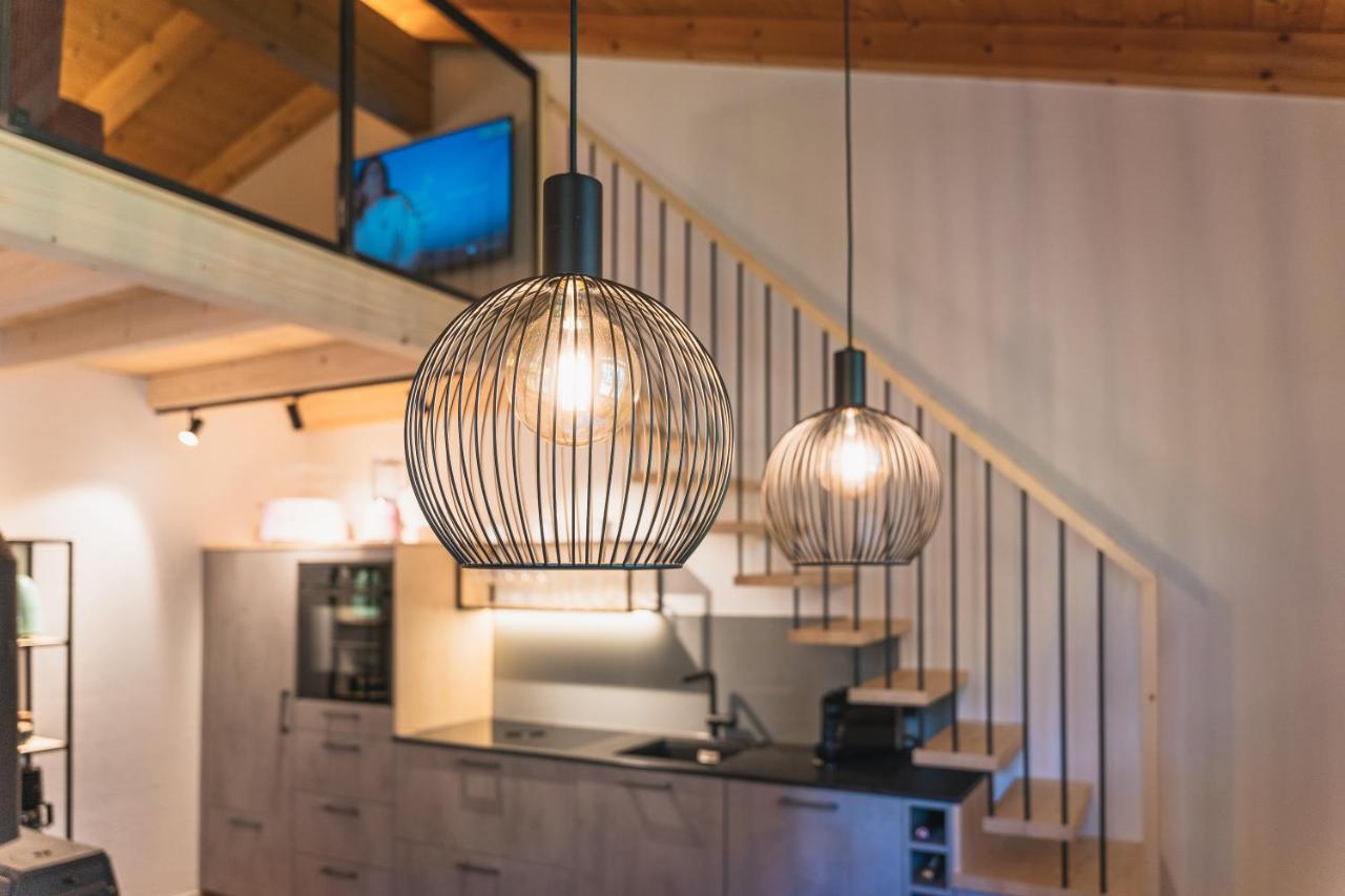 Dorfchalets & Apartments - Authentic Experience In Centre Of Kaprun Including Tauernspa And Summercard Zewnętrze zdjęcie