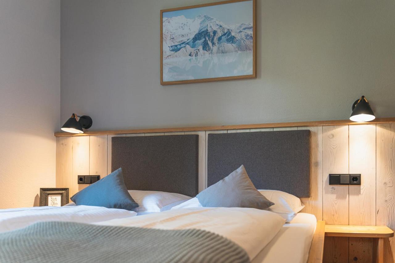 Dorfchalets & Apartments - Authentic Experience In Centre Of Kaprun Including Tauernspa And Summercard Zewnętrze zdjęcie