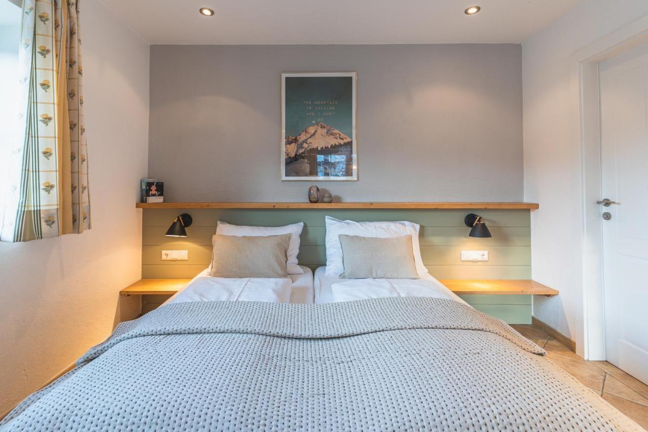 Dorfchalets & Apartments - Authentic Experience In Centre Of Kaprun Including Tauernspa And Summercard Zewnętrze zdjęcie