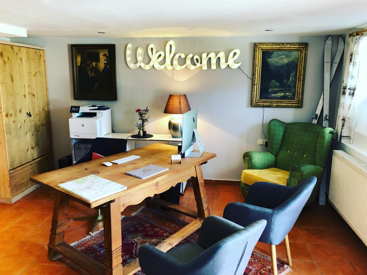 Dorfchalets & Apartments - Authentic Experience In Centre Of Kaprun Including Tauernspa And Summercard Zewnętrze zdjęcie